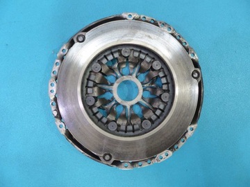 ДВОЙНАЯ МАССОВАЯ СЦЕПЛЕНИЕ SCENIC III 123102067R 1.6 DCI