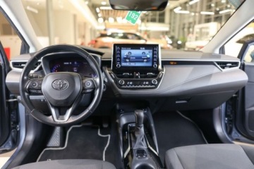 Toyota Corolla XII Sedan 1.8 Hybrid 122KM 2020 Toyota Corolla 1.8 Hybrid Comfort Tech 1.8 Hybryda 122KM, zdjęcie 4