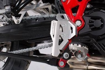 OSŁONA POMPY HAMULCOWEJ BMW F 700 GS 16- F 800 GS