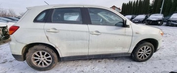 Mitsubishi ASX I 2011 Mitsubishi ASX 2011r, 1.8 DIESEL 4x4. Lekko uszkodzony przod. Jezdzi. 1.8, zdjęcie 16