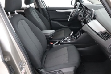 BMW Seria 2 G42-U06 Gran Coupe 1.5 216d 116KM 2022 BMW 2 Gran Tourer 216d Gran Tourer, Salon Polska, zdjęcie 8