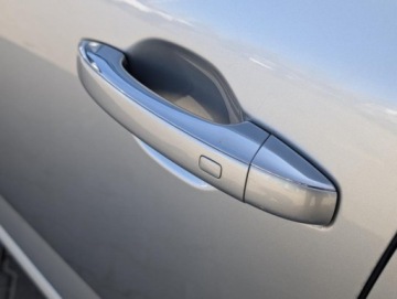 Renault Megane IV Hatchback 5d  Facelifting 1.3 TCe 140KM 2022 Renault Megane EVOLUTION, zdjęcie 8