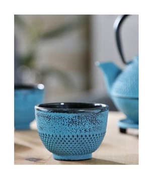 Żeliwny zestaw dzbanek podstawka i 2 czarki Niebie