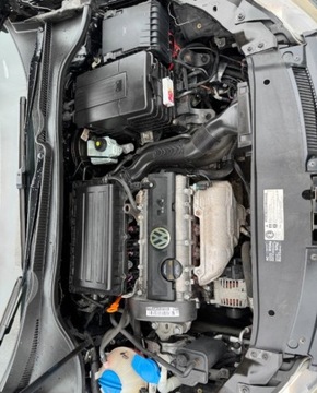 Volkswagen Golf VI Hatchback 5d 1.4 80KM 2009 Volkswagen Golf WV Golf 6gen 1.4 Benzyna 80KM, zdjęcie 25