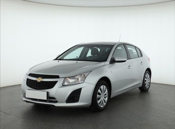 Chevrolet Cruze Hatchback 5d 1.6 16V DOHC 124KM 2012 Chevrolet Cruze 1.6 i 16V, Salon Polska, zdjęcie 1