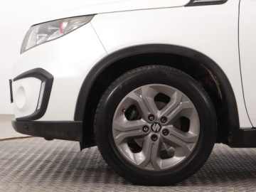 Suzuki Vitara III SUV 1.4 BOOSTERJET 140KM 2015 Suzuki Vitara 1.4 BoosterJet, 4X4, Skóra, Navi, zdjęcie 14