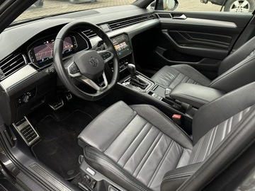 Volkswagen Passat B8 Variant Facelifting 2.0 TDI SCR 150KM 2023 Volkswagen Passat R-Line*DSG*Full Led*Panorama*, zdjęcie 14