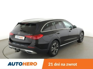 Mercedes Klasa C W206 2022 Mercedes C 220 mHEV 4x4 automat skóra panorama, zdjęcie 6