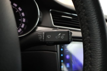 Skoda Superb II Sedan Facelifting 1.8 TSI 160KM 2015 Skoda Superb 1.8 TSI, Salon Polska, Klima, zdjęcie 17