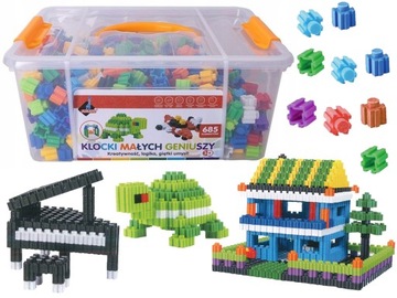 Klocki KONSTRUKCYJNE MAŁYCH GENIUSZY 685 el. BOX + walizka
