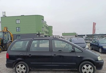 Seat Alhambra I (7MS) Minivan Facelifting 2.0 i 115KM 2001 Seat Alhambra Seat Alhambra 2.0 BenzynaLPG 115KM, zdjęcie 4