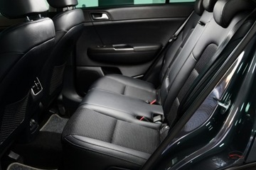 Kia Sportage IV SUV Facelifting 1.6 GDI 132KM 2019 Kia Sportage 1.6 GDI Lift Navi PolSkora KeyLes..., zdjęcie 18