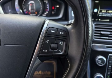 Volvo XC60 I SUV Facelifting 2.0 D4 DRIVE-E 190KM 2017 Volvo XC 60 2.0D 190KM R-Desing automat SKORA navi kamera GWARANCJA, zdjęcie 23