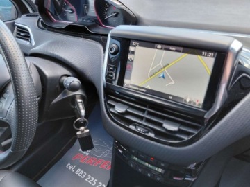 Peugeot 2008 I SUV Facelifting 1.2 PureTech 110KM 2016 Peugeot 2008 GT Line Automat Navi Kamera Klimatronik Alu 1.2 Benzyna 110KM, zdjęcie 14