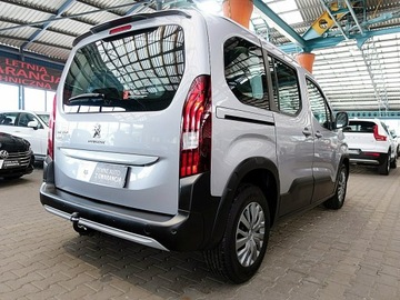 Peugeot Rifter Standard 1.5 BlueHDI 130KM 2021 Peugeot RIFTER 130KM ALLURE NAVI 1wł KRAJOWY, zdjęcie 9