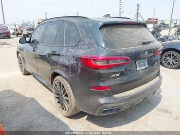BMW X5 G05 2020 BMW X5 xdrive40i, 2020r., 4x4, 3.0L 3.0 Benzyna 335KM, zdjęcie 2