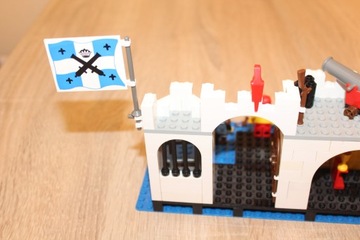 LEGO PIRATES 6267 Набор для запирания лагуны
