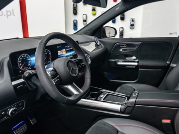 Mercedes GLA II Off-roader Facelifting 1.3 200 163KM 2025 MERCEDES-BENZ GLA 200 AMG Line Suv 1.3 (163KM) 2025, zdjęcie 5