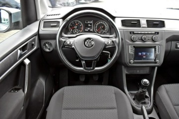 Volkswagen Caddy IV Kombi Maxi 1.4 TSI BlueMotion Technology 130KM 2020 Volkswagen Caddy Bezwypadkowy / Salon Polska /, zdjęcie 13