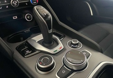 Alfa Romeo Giulia II Sedan Facelifting 2.0 Turbo 200KM 2022 Alfa Romeo Giulia 2.0TURBO *DesignSPORT*Pamięć *SalonPL*SerwisASO *FV23%, zdjęcie 30