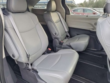 Toyota Sienna III 2021 Toyota Sienna XLE 2021 2.5 Hybryda 245KM, zdjęcie 11