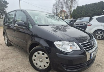 Volkswagen Touran I 2008 Volkswagen Touran 1,6Mpi Klimatronik Maly przebieg 1.6 Benzyna 105KM, zdjęcie 4