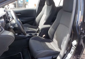 Toyota Corolla XII Hatchback 1.8 Hybrid 122KM 2020 Toyota Corolla Okazja 1.8 Hybryda 122KM, zdjęcie 21