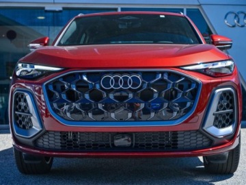 Audi Q5 II SUV Facelifting 2.0 40 TDI 204KM 2026 AUDI Q5 TDI quattro S line Suv 2.0 (204KM) 2026, zdjęcie 3