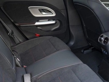 Mercedes CLA C118/X118 2026 MERCEDES-BENZ CLA 200 AMG Line Sedan 1.5 163KM 2026, zdjęcie 13