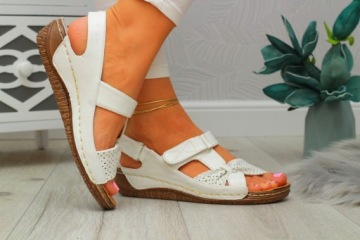 УДОБНЫЕ ЖЕНСКИЕ САНДАЛИИ НА ЛИПУЧКЕ, ЭЛЕГАНТНЫЙ ПОШИВ