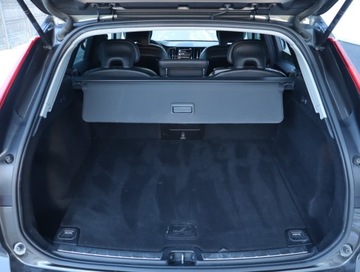 Volvo XC60 II Crossover D4 190KM 2018 Volvo XC60 D4, 187 KM, 4X4, Automat, Skóra, Navi, zdjęcie 12