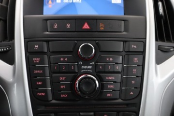 Opel Astra J Hatchback 5d 1.6 Turbo ECOTEC 180KM 2009 Opel Astra 1.6 T, Navi, Xenon, Klima, Klimatronic, zdjęcie 14