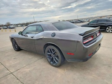 Dodge Challenger III 2022 Dodge Challenger SXT, 2022r., 3.6L 3.6 Benzyna 303KM, zdjęcie 2