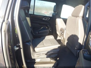 Chevrolet Suburban GMT900 2023 Chevrolet Suburban 2023r., 4x4, 5.3L 5.3 Benzyna 355KM, zdjęcie 9