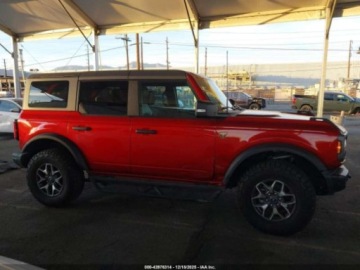 Ford Bronco VI 2023 Ford Bronco Badlands 2023 2.3 Benzyna 275KM, zdjęcie 6