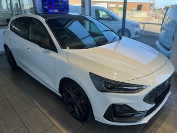 Ford Focus IV Hatchback ST Facelifting 2.3 EcoBoost 280KM 2024 Od ręki - ST X 2.3 EcoBoost 280KM / Pakiet Winter, Driver Assistance, zdjęcie 1