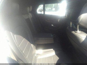 Mercedes GLC C253 2019 Mercedes-Benz GLC 2019 Mercedes-Benz GLC GLC 300 4MATIC Coupe 2.0 Benzyna, zdjęcie 7