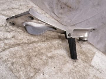 YAMAHA TDM 850 SET LEWY TYL PODNÓŻEK KPL.