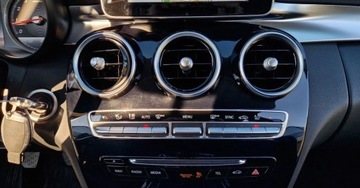 Mercedes Klasa C W205 Limuzyna 200 184KM 2014 Mercedes-Benz Klasa C SALON Mercedesa, Navi, 140 tys wpisuje na fakturze,O, zdjęcie 25