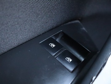 Opel Astra J Hatchback 5d 1.7 CDTI ECOTEC 110KM 2012 Opel Astra 1.7 CDTI, Salon Polska, Serwis ASO, zdjęcie 16