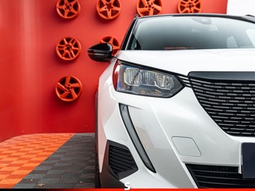 Peugeot 2008 II SUV 1.2 PureTech 130KM 2023 Peugeot 2008 1.2 PureTech Allure Pack S&amp;S EAT8 Suv 130KM 2023, zdjęcie 22