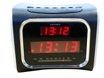 Lenco CR-3302 radiobudzik 2 wyświetlacze