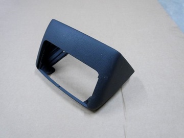 AUDI Q7 4L RÁMEČEK TUNELU MŘÍŽKY ZADNÍ 4L0864147