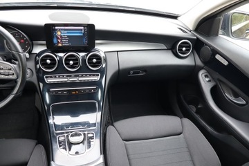 Mercedes Klasa C W205 Limuzyna Facelifting 1.6 C180 156KM 2019 Mercedes C C 180, Salon Polska, Serwis ASO, zdjęcie 7
