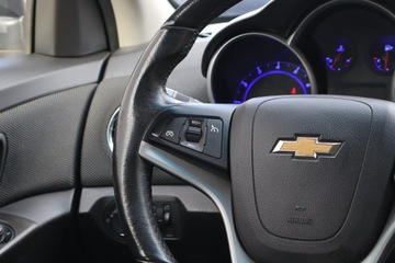 Chevrolet Cruze Hatchback 5d 1.6 16V DOHC 124KM 2011 Chevrolet Cruze 1.6 i 16V, Salon Polska, Klima, zdjęcie 16
