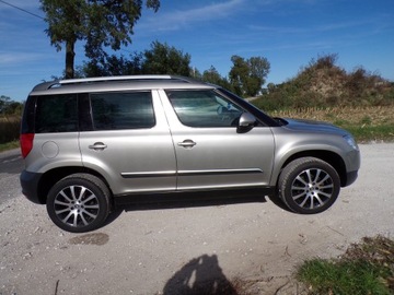Skoda Yeti Minivan 1.2 TSI 105KM 2012 SKODA YETI 1.2 BENZ ZAMIANA, zdjęcie 9