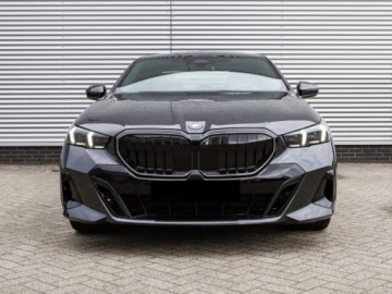 BMW Seria 5 G90-91 2026 BMW Seria 5 540d xDrive Sport Sedan 3.0 (303KM) 2026, zdjęcie 4