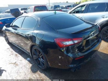 Maserati Ghibli III 2019 Maserati Ghibli MASERATI GHIBLI S 3.0 Benzyna 424KM, zdjęcie 4