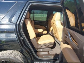 Cadillac Escalade III 2022 Cadillac Escalade 2022 Cadillac Escalade 4WD 4dr Sport 6.2 Benzyna 420KM, zdjęcie 11