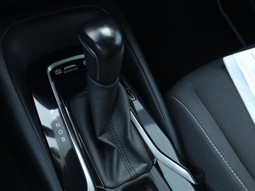 Toyota Corolla XII TS Kombi 1.8 Hybrid 122KM 2020 Toyota Corolla 1.8 Hybrid, Salon Polska, zdjęcie 15